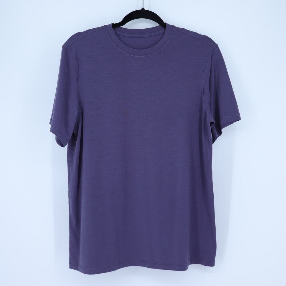 Lululemon The Fundamental T-Shirt Purple Crew Short Sleeve Active Men's S
